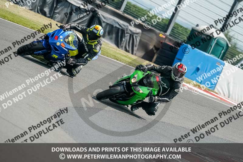 donington no limits trackday;donington park photographs;donington trackday photographs;no limits trackdays;peter wileman photography;trackday digital images;trackday photos